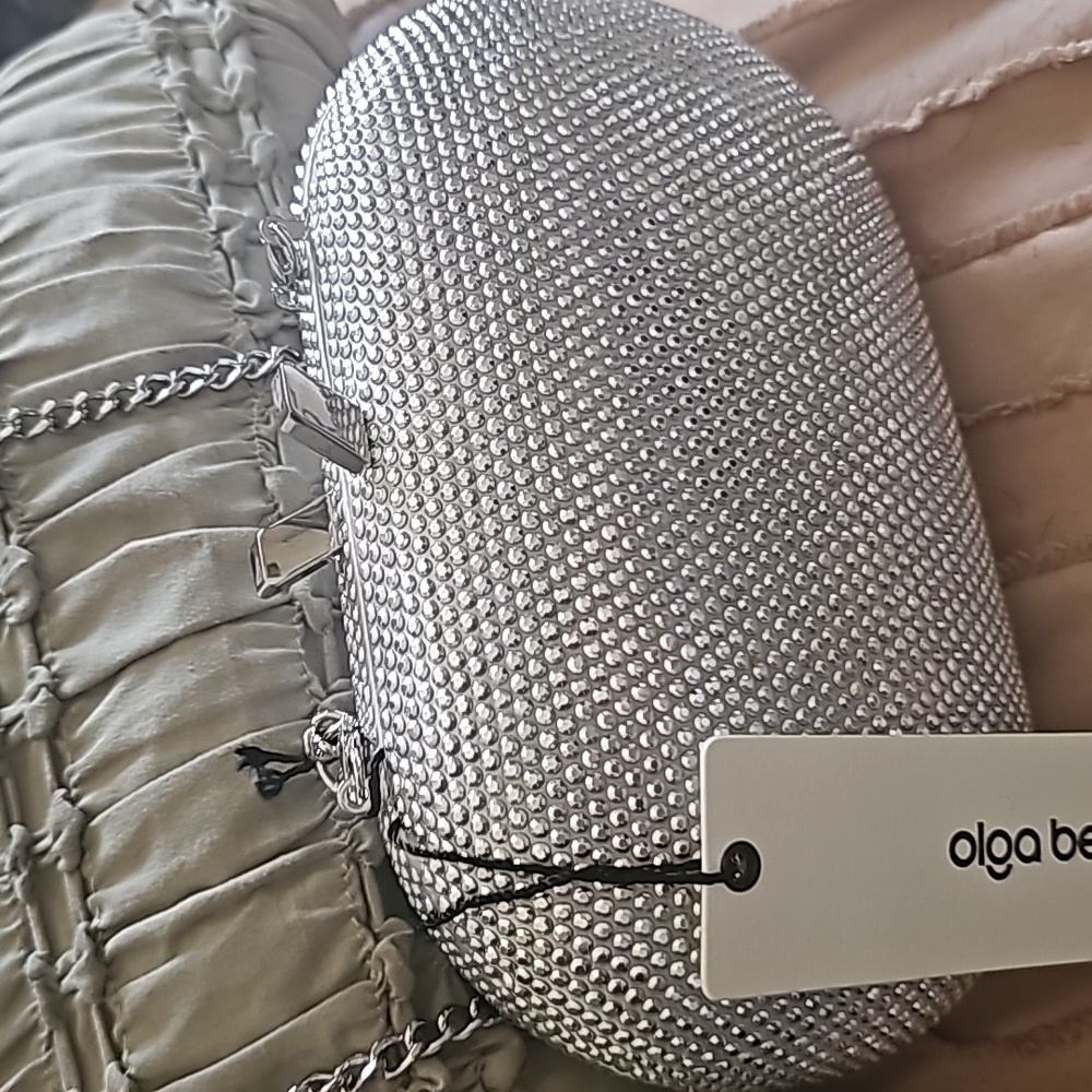 Cluster hang bag
